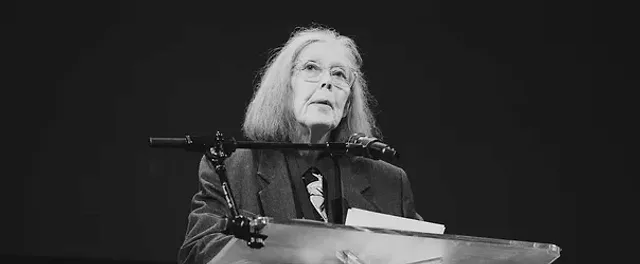 Anne Carson, Nobel de Literatura 2026, helenista canadiense con casa editorial en México