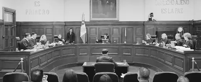 Resolución de la Suprema Corte sobre la comisión del INE que revisa nexos delictivos de aspirantes, con la decisión final en manos de los partidos