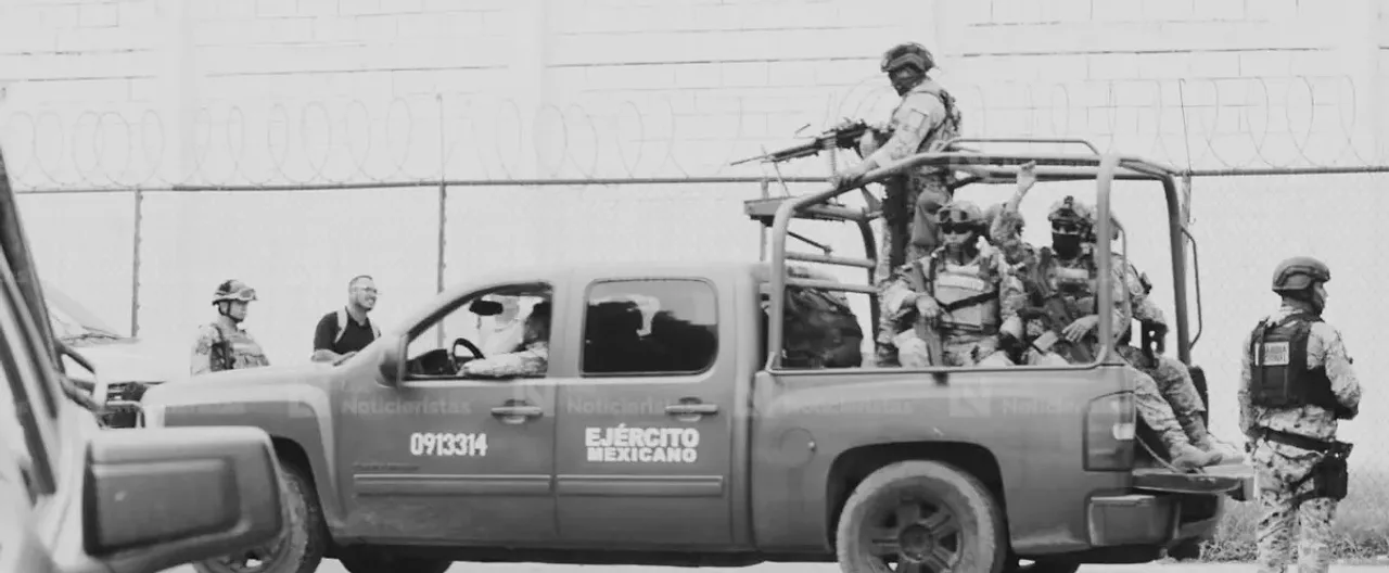 Penal de Mazatlán: murió un niño de dos años y el gobierno promete otra cárcel, pero nadie explica cómo entraron las armas